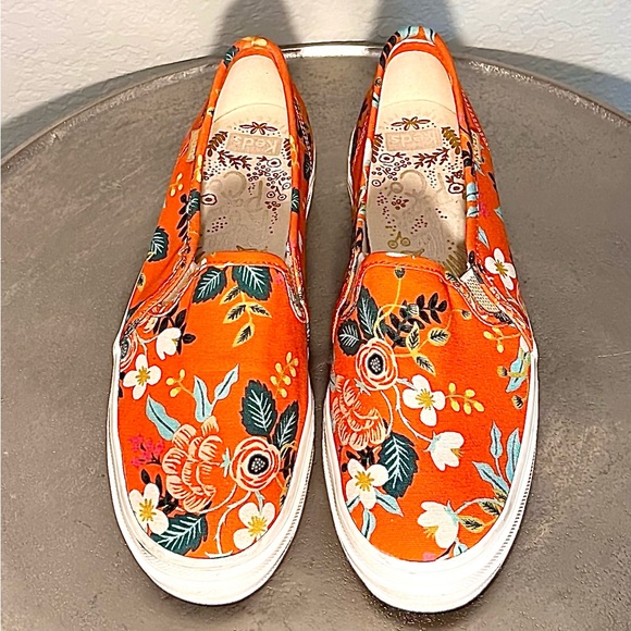 Keds x Rifle Paper Co. Triple
Decker Sneakers - Picture 3 of 12